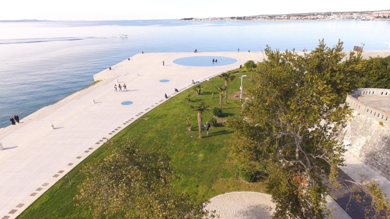 Rhythm Floating Hostel - Zadar Eksteriør billede