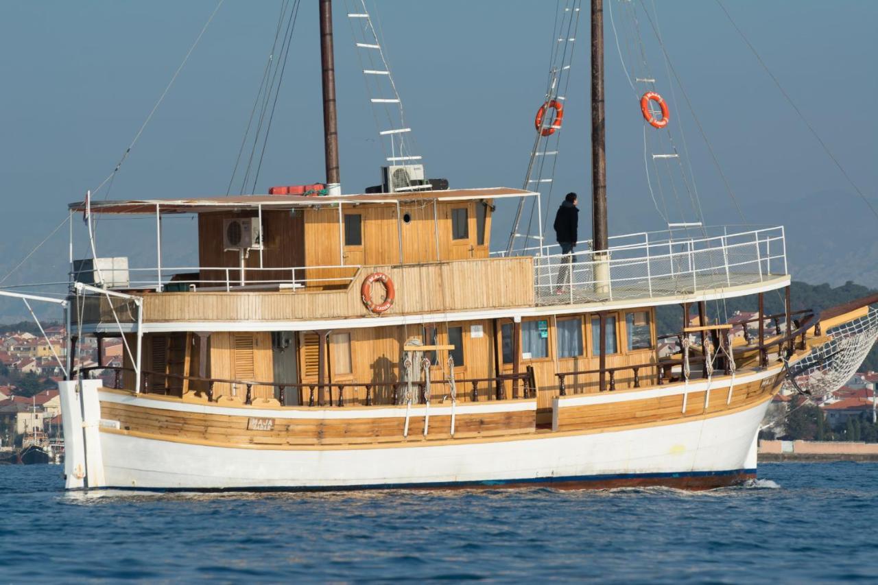 Rhythm Floating Hostel - Zadar Eksteriør billede