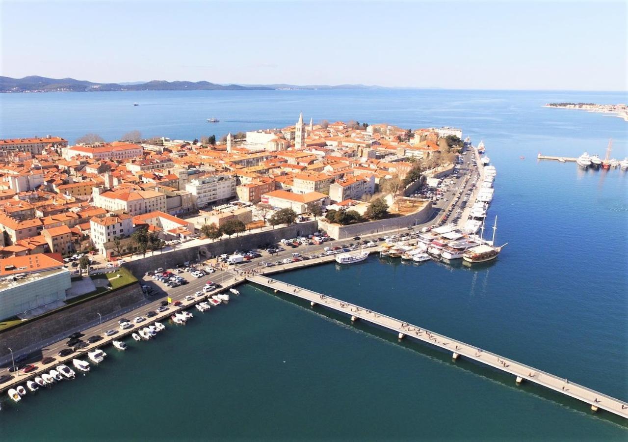 Rhythm Floating Hostel - Zadar Eksteriør billede
