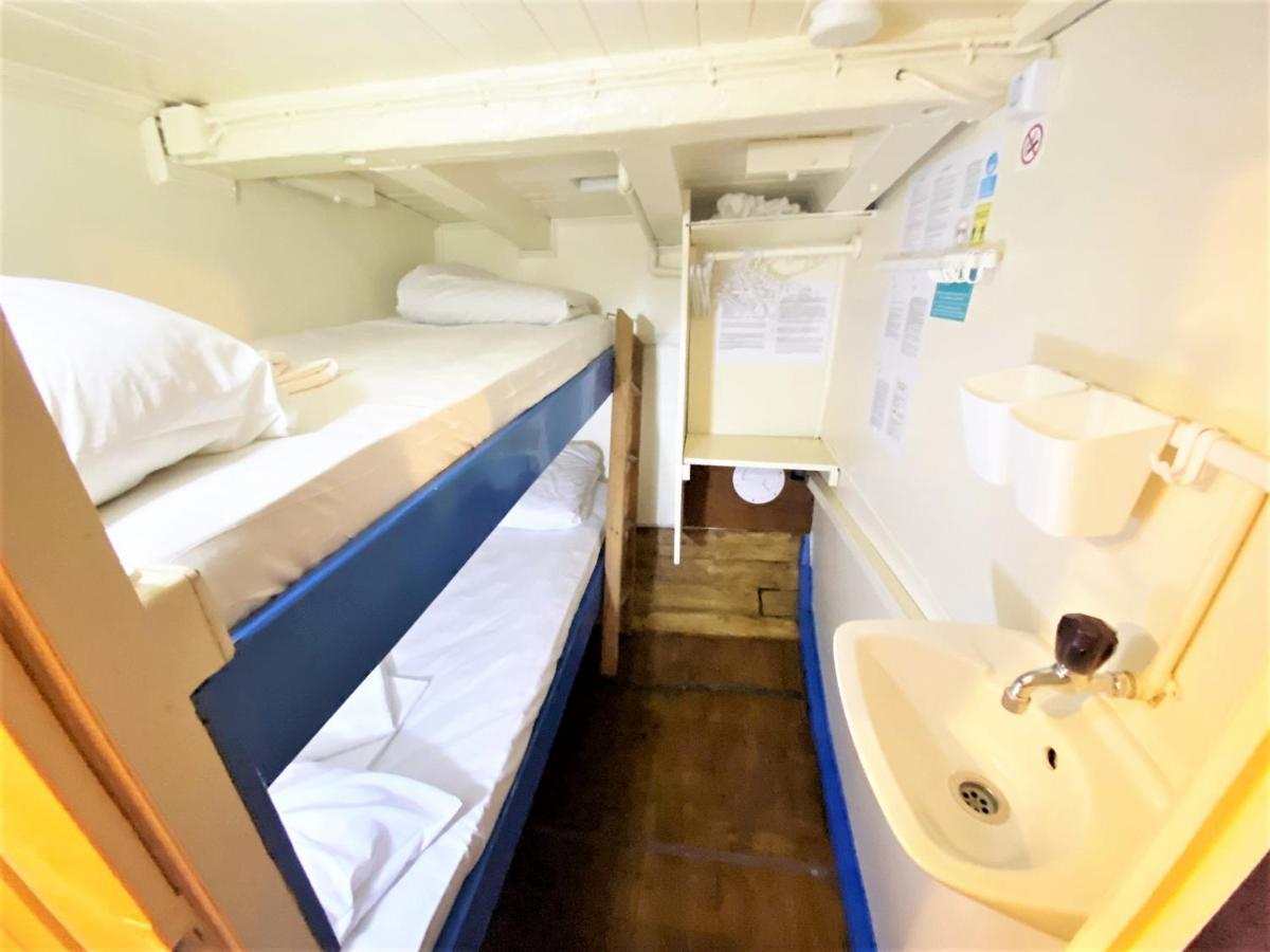 Rhythm Floating Hostel - Zadar Eksteriør billede
