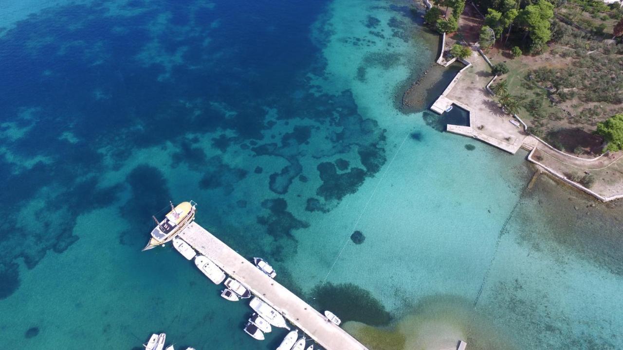 Rhythm Floating Hostel - Zadar Eksteriør billede