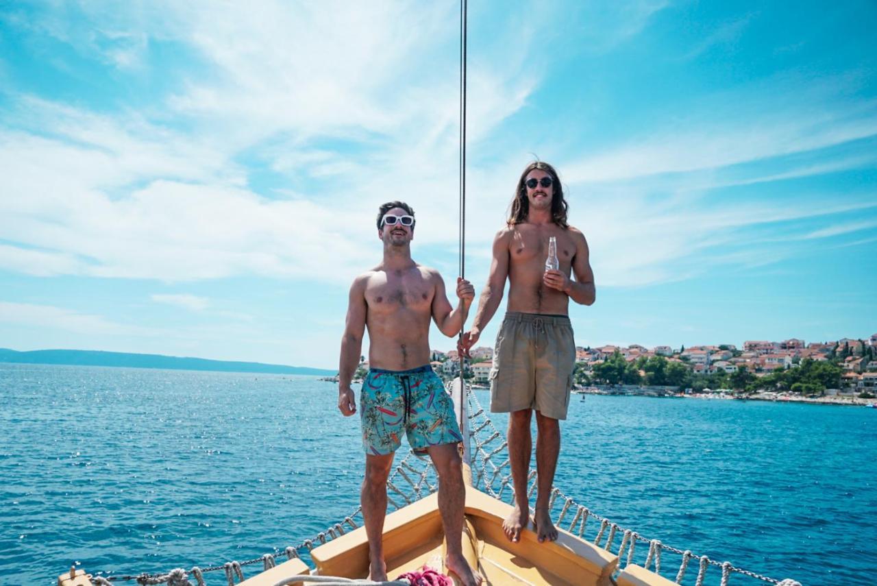 Rhythm Floating Hostel - Zadar Eksteriør billede