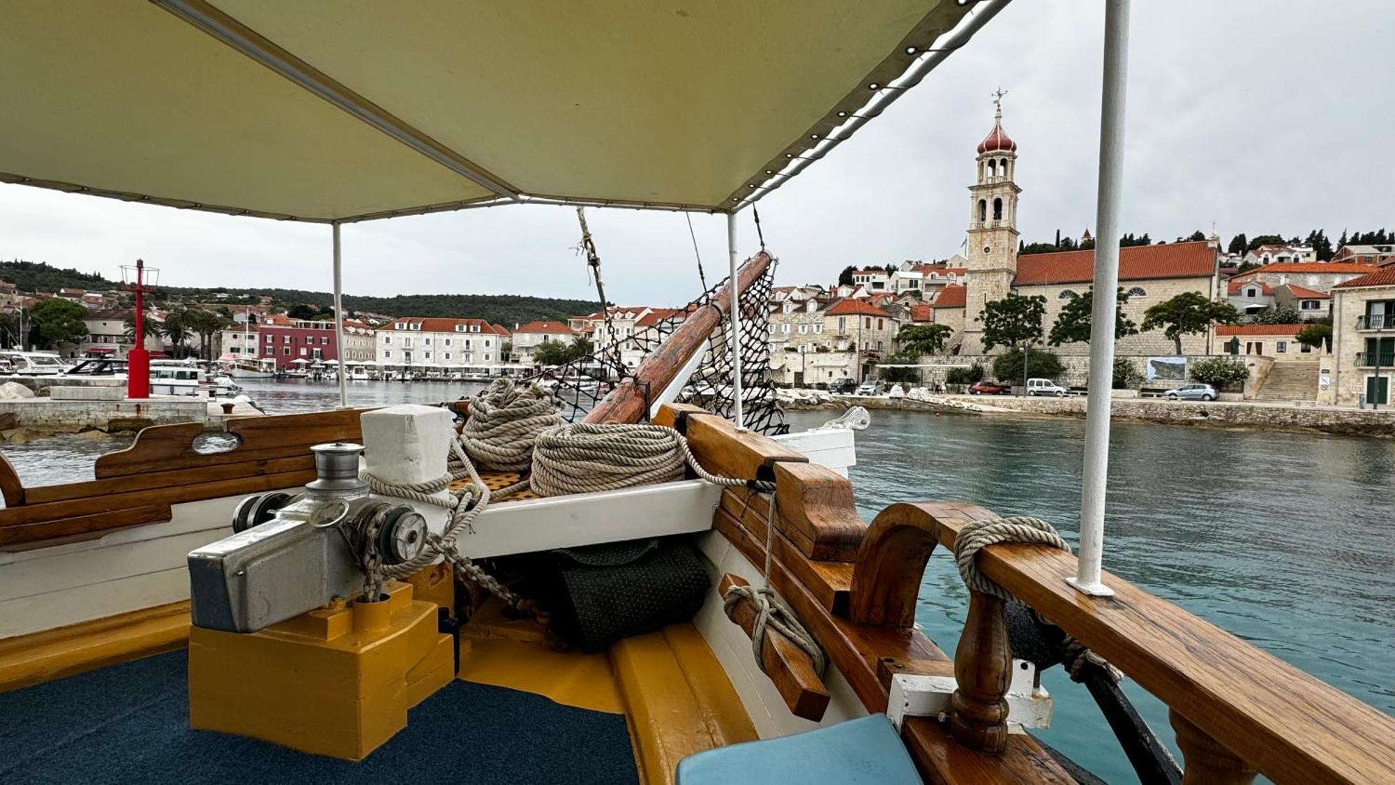 Rhythm Floating Hostel - Zadar Eksteriør billede
