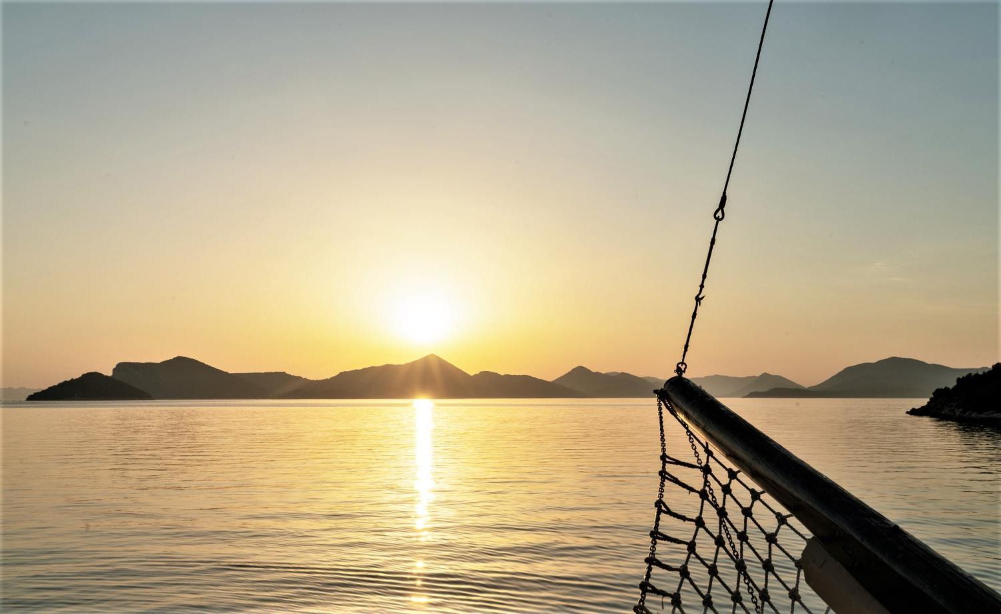Rhythm Floating Hostel - Zadar Eksteriør billede